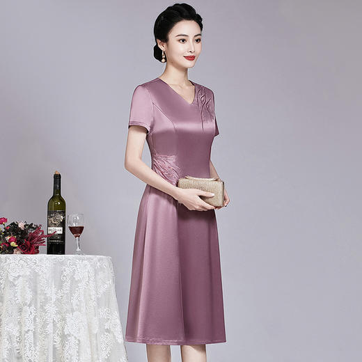 ZY-Q6016夏季新款醋酸缎面气质连衣裙年轻洋气婚宴礼服 商品图3