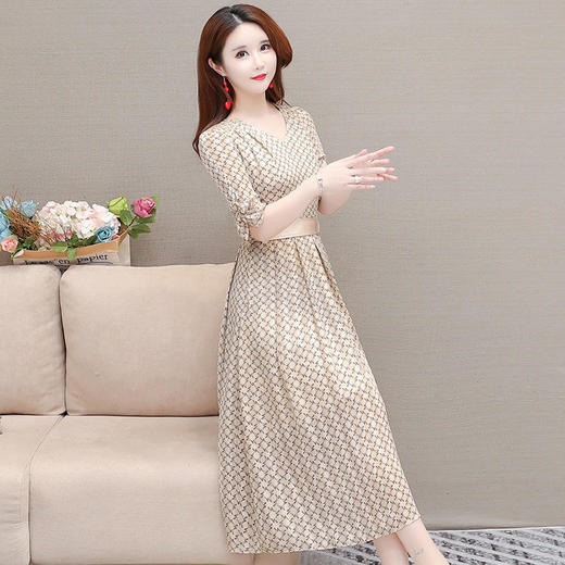 QYM-ZXG-G3077-Y夏季新款中长裙时尚女装A字裙 商品图3