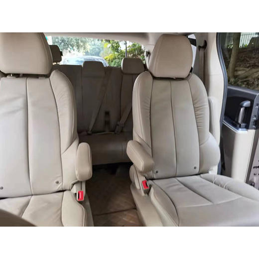 别克 GL8 25S 尊贵型 【长租-深圳】 商品图4