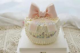 粉色蝴蝶结洛丽塔