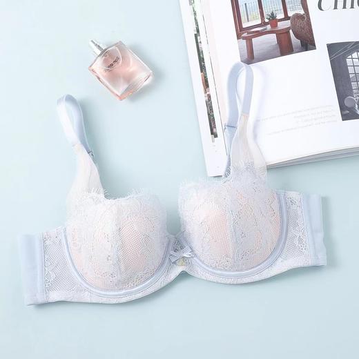 安莉芳软钢圈薄款大胸显小内衣女士蕾丝边纯棉杯里文胸EB00489 商品图3