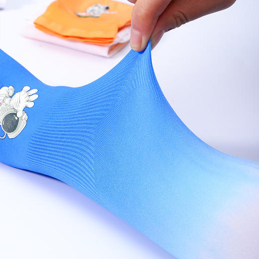 儿童太空人冰袖300-3卡通太空人儿童冰袖夏季户外防晒小孩子防晒袖套展示盒装冰丝袖套 商品图1