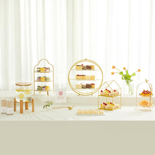 限时低至9折【高端会议茶歇套餐】盛宴定制，花样甜品仪式加满，适合20-120人左右食用，套餐组合产品请查看详情（赣州幸福西饼蛋糕） 商品图0