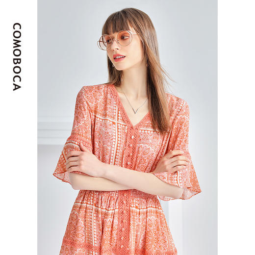 科蒙博卡夏季荷叶袖V领真丝裙 靓丽印花桑蚕丝中袖修身连衣裙KXPKKMLY27R1 商品图5