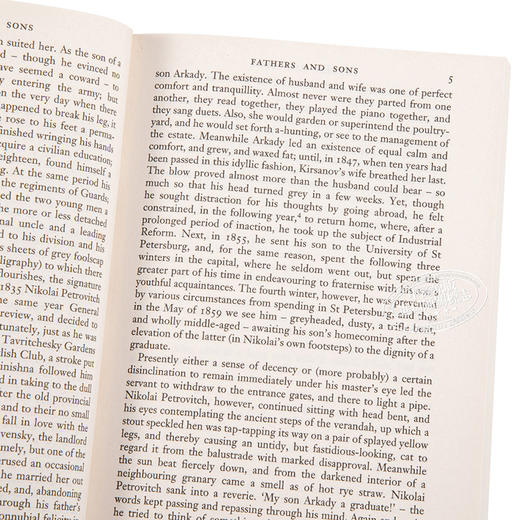 【中商原版】英文原版Fathers and Sons 父与子 伊凡·谢尔盖耶维奇·屠格涅夫 商品图3