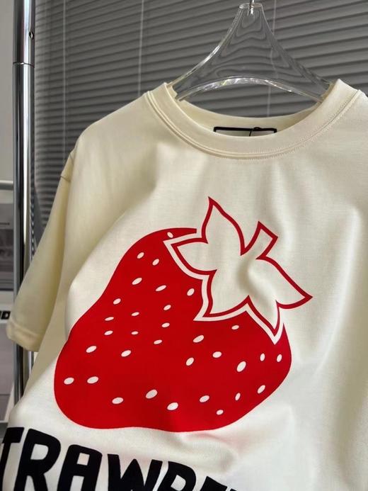 女大草莓圆领短T 商品图4