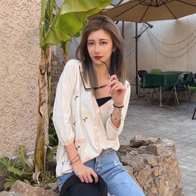 皮皮狗女式V领七分袖开衫2175220715