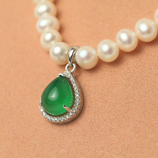 美裕 【雅韵】淡水珍珠花样项链 5.5-6.5mm白105589，间925银玛瑙吊坠 商品图2