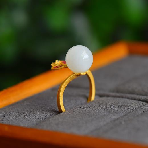 JX-1053-6带证书和田玉戒指 复古中国风冷珐琅蝴蝶镀金开口925纯银食指女戒 商品图3