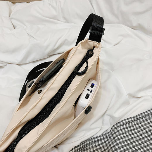 皮卡诺牛津布包E1047A日系斜挎包女新款男包包单肩包饺子包简约通勤尼龙包百搭休闲 商品图2