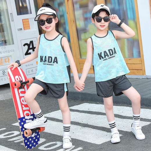 儿童冰丝背心外穿夏装超薄款男童宝宝无袖网眼小童夏季潮短裤套装 商品图0