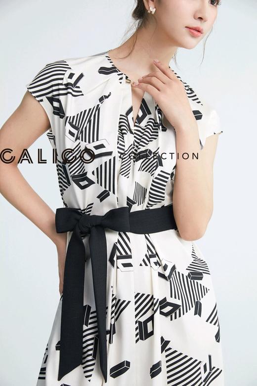 精致五金链连衣裙 商品图2