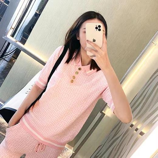 女反领电绣上衣217 商品图3