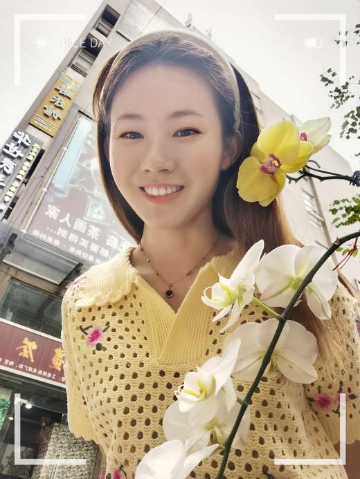 女镂空绣花上衣5911 商品图3