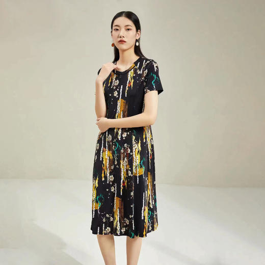 皮皮狗桑蚕丝圆领印花短袖连衣裙2115220530 商品图0