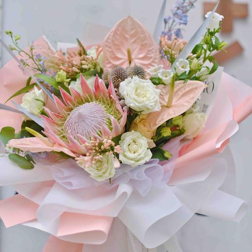 《女王的权杖》粉色帝王花束 商品图4