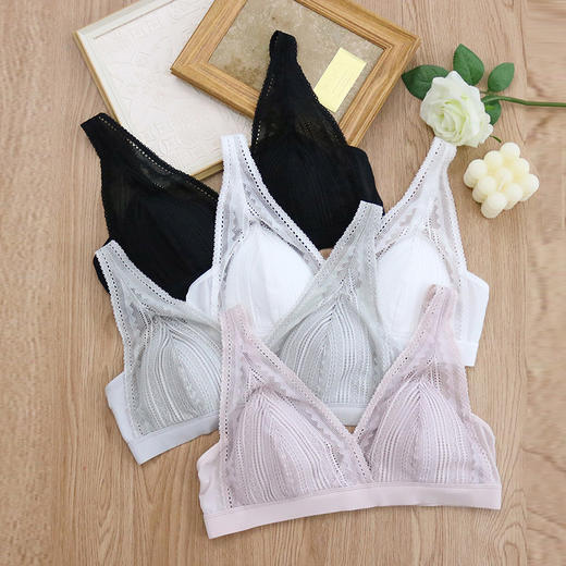 TG-TG02S150春夏法式真丝内衣 蕾丝性感三角杯桑蚕丝薄款无钢圈文胸 商品图0