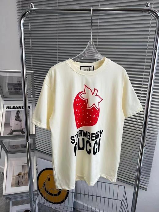 女大草莓圆领短T 商品图2