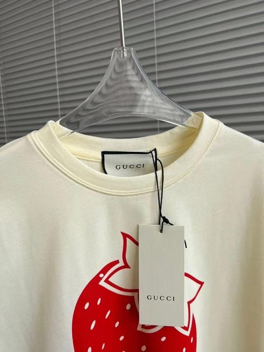 女大草莓圆领短T 商品图3