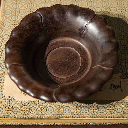 紫檀一木整挖花口盘 商品图2