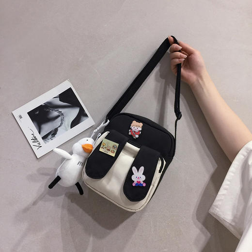 皮卡诺斜挎包713送徽章不含挂饰可爱帆布包包女2022新款日系原宿单肩包夏季休闲少女百搭斜挎小包 商品图5