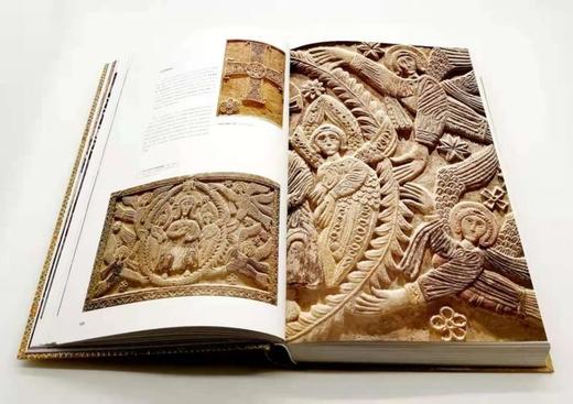 《神圣艺术》，精装，大8开，[德] 罗尔夫·托曼，[德] 阿希姆·贝德诺兹 著，北京摄影美术出版社2016年版，定价1298，售价618元。
 
历经25年，汇集100位知名学者，耗资1000万欧元， 商品图8