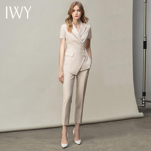 IWY/米白色夏季都市时尚设计感职业女士西装套装工作服上班职业装CP10409 商品图1
