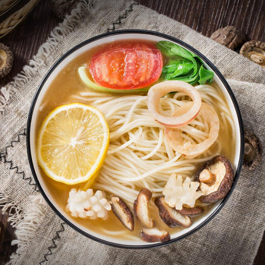 「3袋装！爱上鲜拉面」半干面条鲜拉面 方便速食面非油炸湿面粮油米面早餐袋装面条面条 商品图2