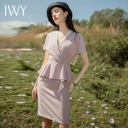 IWY/粉色都市时尚设计感职业女士西装连衣裙白领工作服上班职业装Q718 商品图0