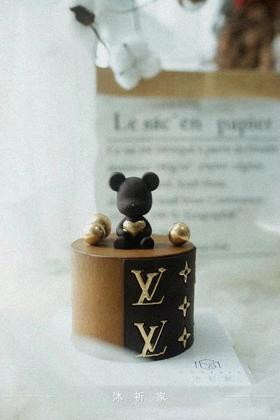 LV小熊