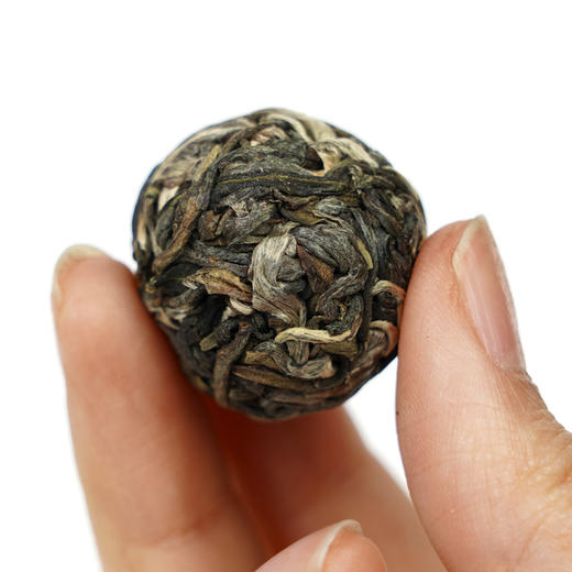 【易武龙珠】2021年普洱茶生茶300年古树龙珠140g/罐 商品图3