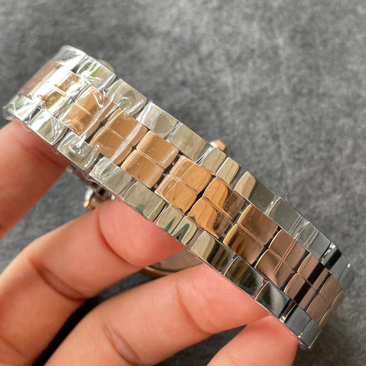 YF萧邦HAPPY DIAMONDS快乐钻系列 36mm 石英中性腕表 商品图5