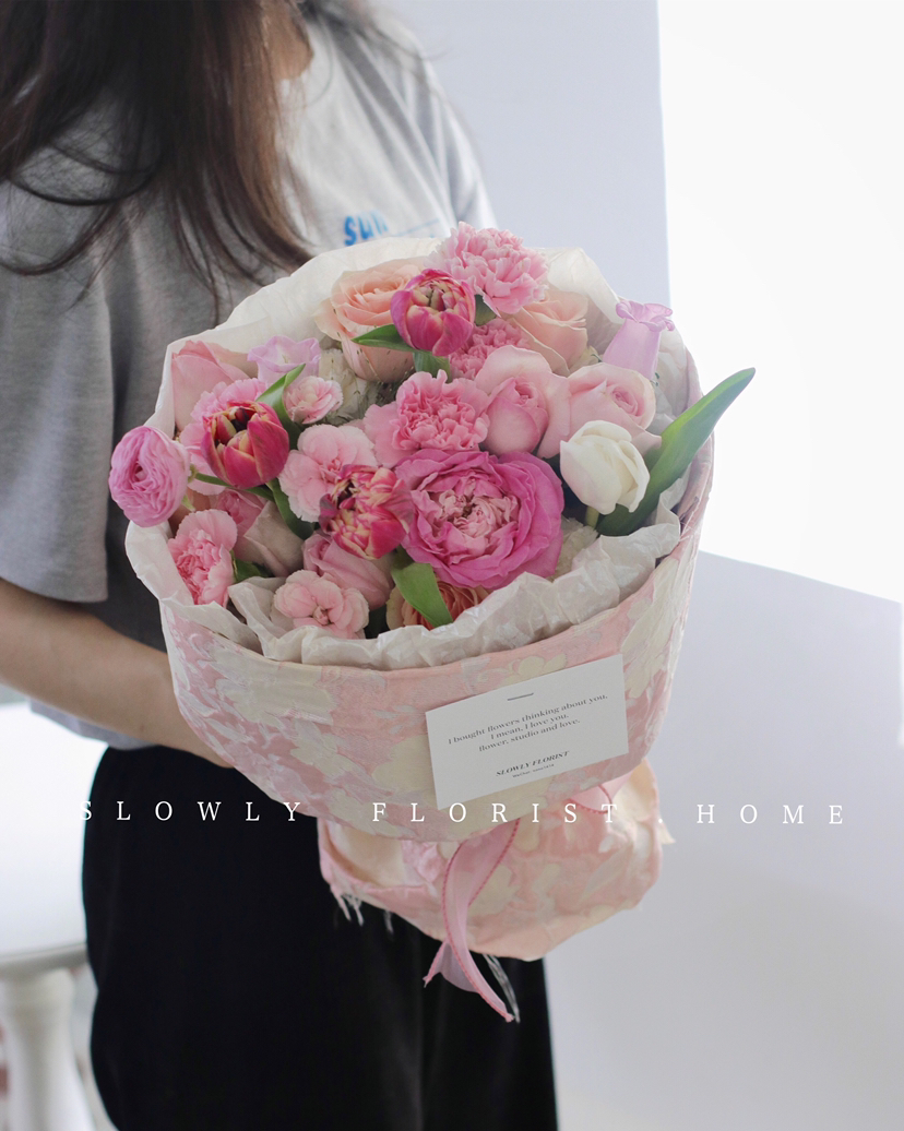 刺绣布艺圆形花束