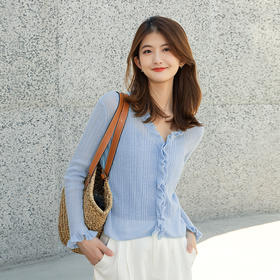 单品推荐|荷叶饰边肌理针织衫