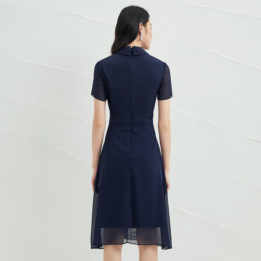 EITIE爱特爱女装夏季新款雪纺拼接V字领连衣裙女6607362 商品图4