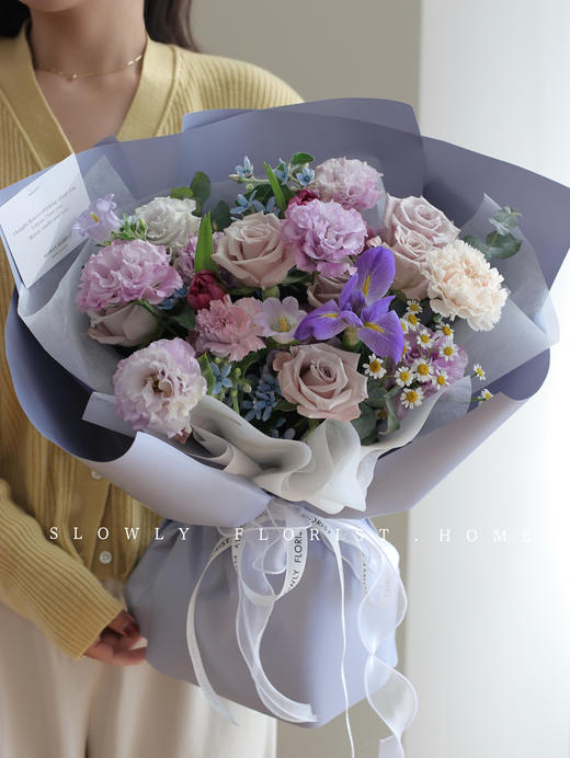 紫色优雅康乃馨花束 商品图4