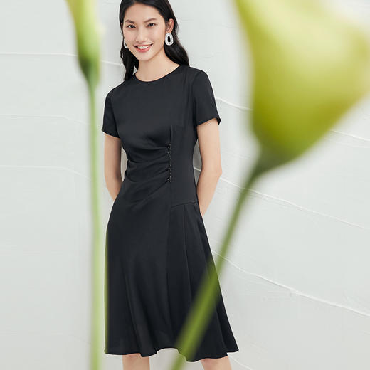 EITIE爱特爱品牌女装夏季时尚优雅高腰连衣裙中裙6607331 商品图8