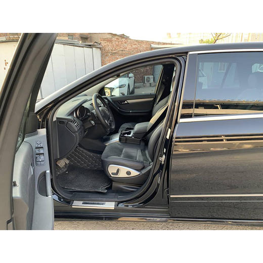 奔驰 R 320 4MATIC 商务型 【长租-北京】 商品图7