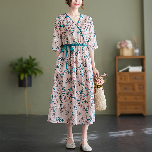 GYH  006复古文艺V领碎花连衣裙收腰气质裙 商品图0