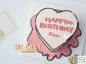 二次元漫画风格爱心桃