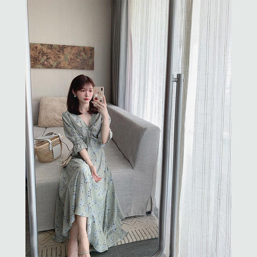 金蘑菇菇【只此青绿 山水印花系列】2版本长短款/清丽碎花连衣裙 商品图3