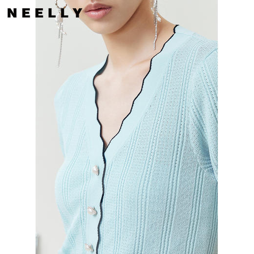 NEELLY纳俪商场同款气质V领波浪短袖针织衫女夏季新品透气单排扣N22042A01033 商品图1