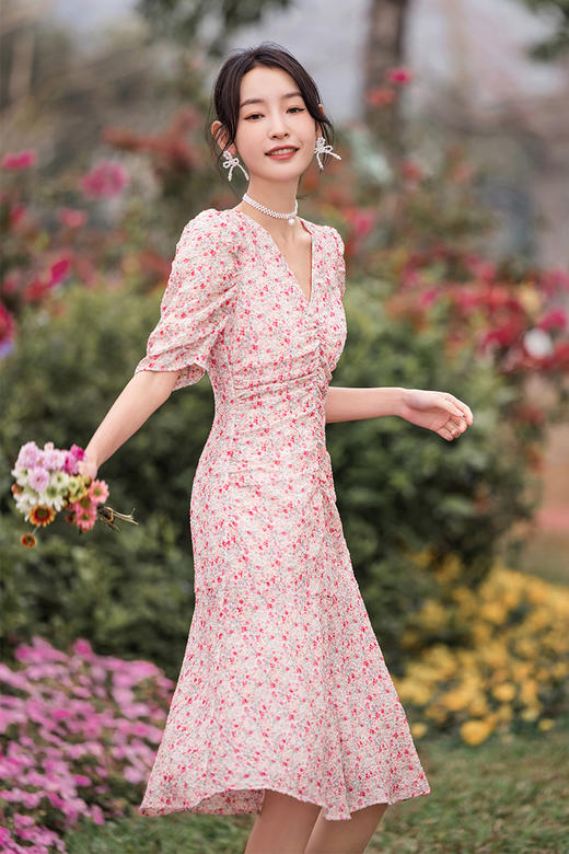 FIVE PLUS2022新款女夏装V领碎花连衣裙泡泡袖修身中长茶歇裙法式2WN2082260 商品图2