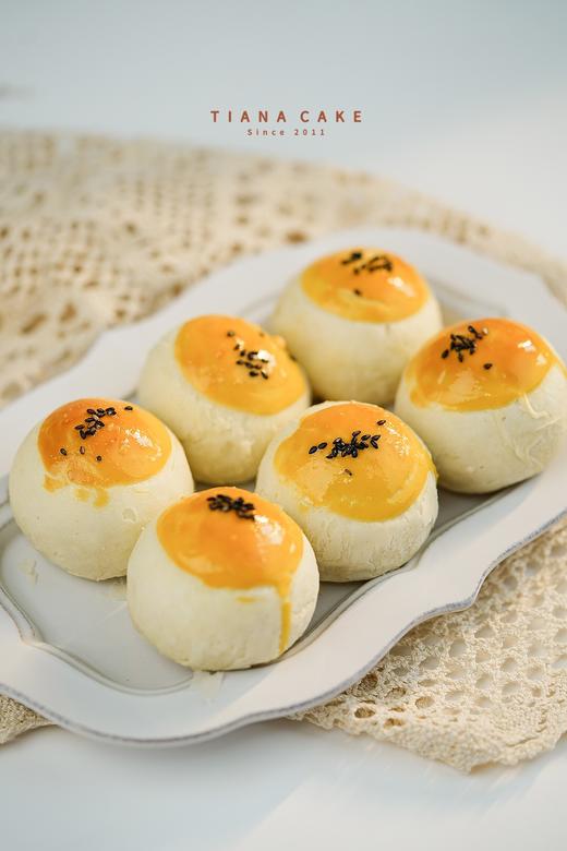 【爆款回归】古法蛋黄酥（一盒六枚） 商品图1