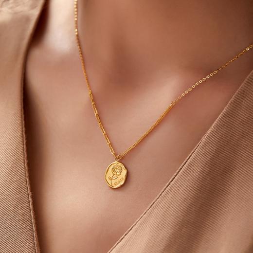 潮宏基玫瑰足金坠链（IN+系列） 商品图4