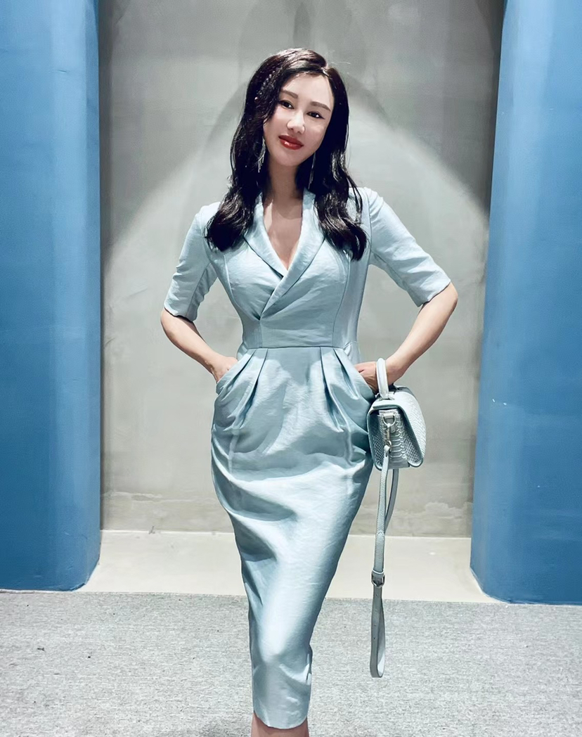 “幽光贝母”J8382948X颈袖添香年装气质修身包臀职场OL正装短分袖翻领连衣裙女J8382948X