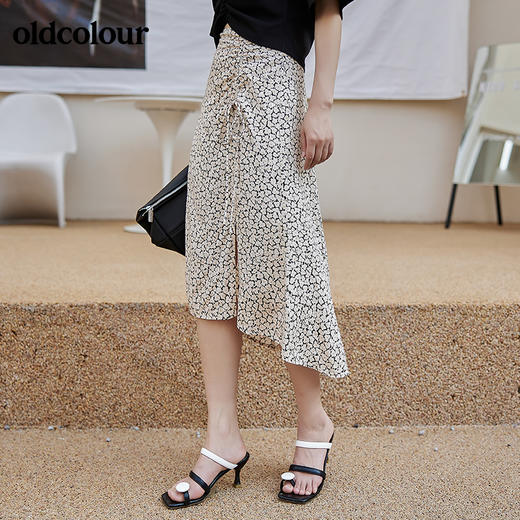 oldcolour夏季新品小碎花半裙抽绳设计感包臀前开叉半身裙BO22063064B 商品图2