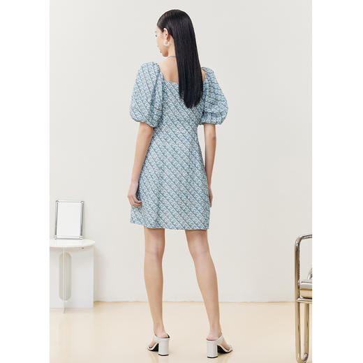 NEELLY纳俪商场同款复古方领满印连衣裙女泡泡袖收腰A字裙中长款N22042Y01050 商品图4