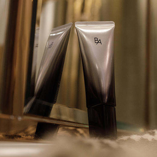 宜样 美妆/护肤  POLA黑BA多重修护防晒霜隔离乳spf50+防紫外线45g/支（不支持退换） 商品图1