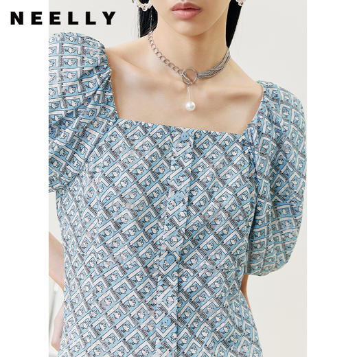 NEELLY纳俪商场同款复古方领满印连衣裙女泡泡袖收腰A字裙中长款N22042Y01050 商品图1